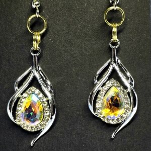 🔵 HANDMADE Hanging Vintage Bohemian Teardrop Color Shift Pendant Earrings